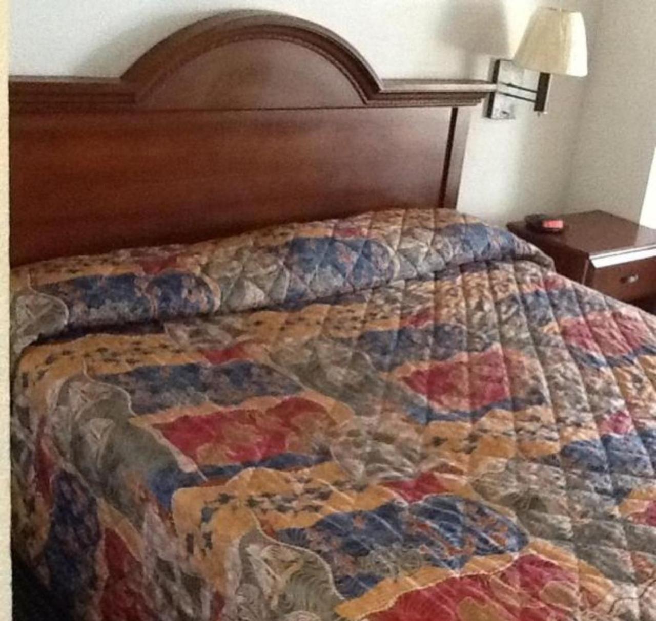 Broadway Inn Express Biloxi Esterno foto